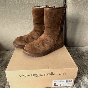 UGG Mayfaire Boots